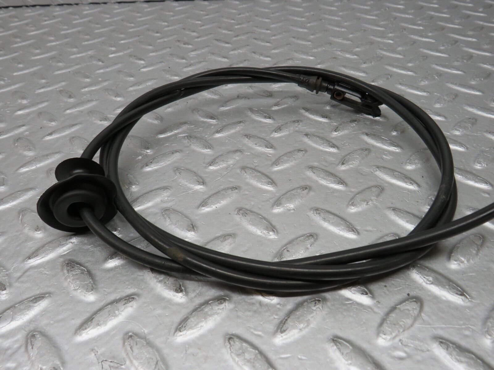36710 Mercedes-Benz W201 190E 2.0L Bonnet Release Cable