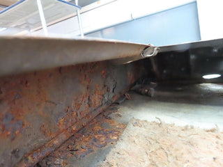 W108 front right door used OEM