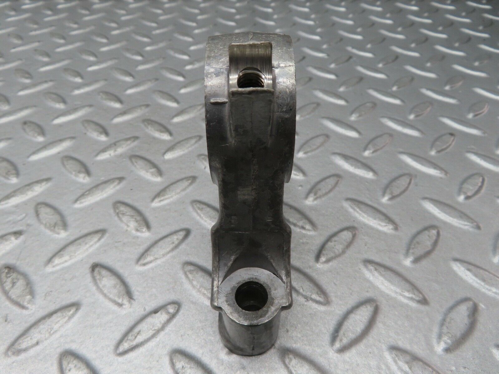 17722 Mercedes-Benz W116 450SEL Camshaft Tower Bearing 1160513310