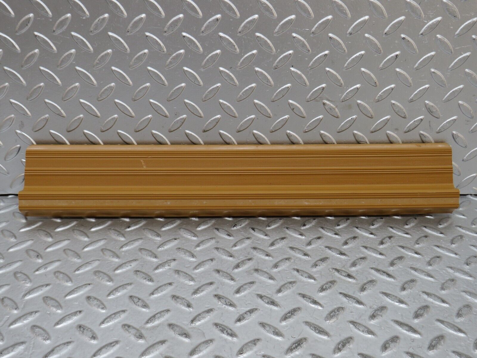 28556 Mercedes-Benz W123 230E Rear Right Door Sill Trim Palomino