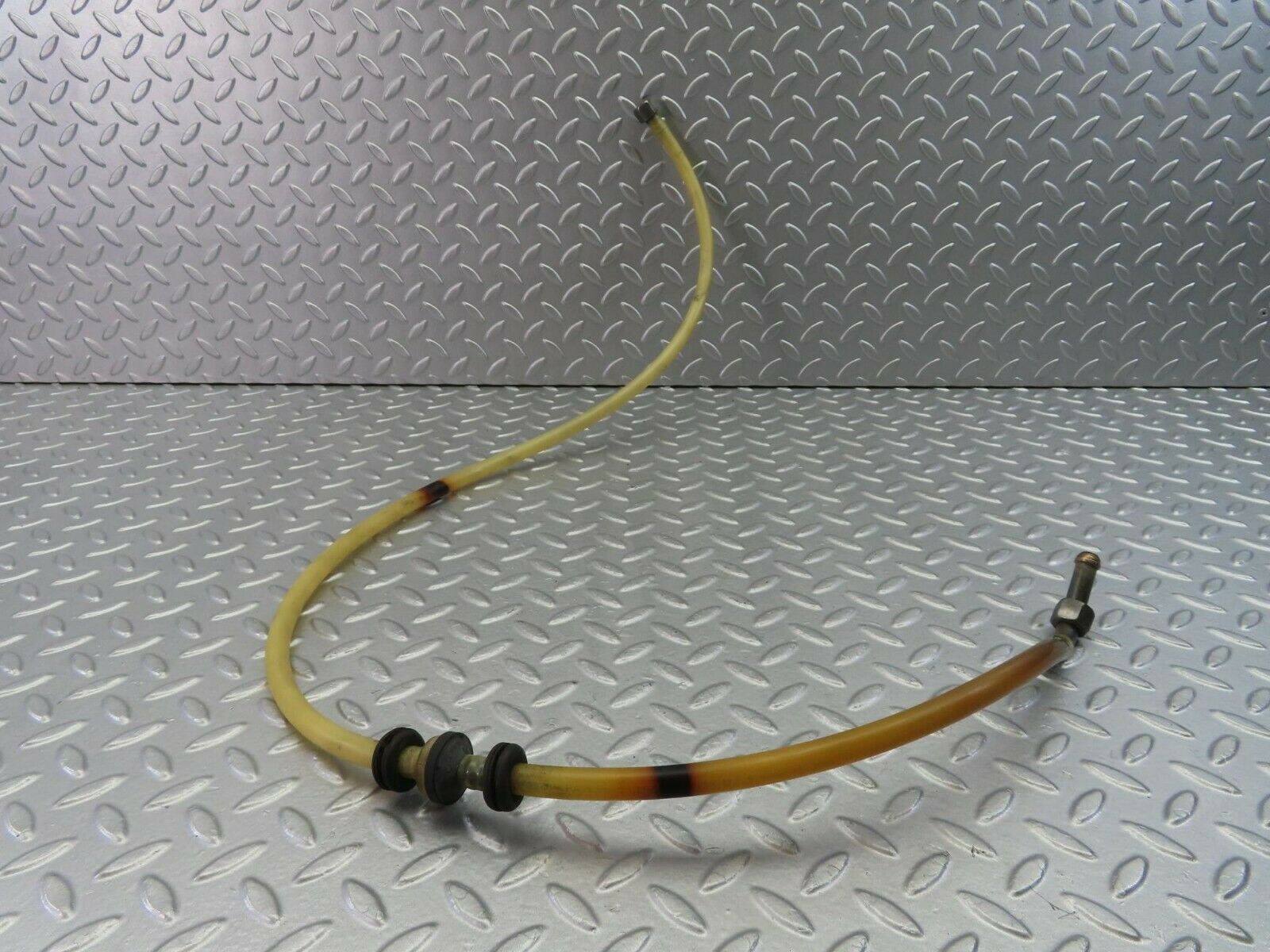9858 Mercedes-Benz C123 280CE Coupe Brake Servo Vacuum Pipe