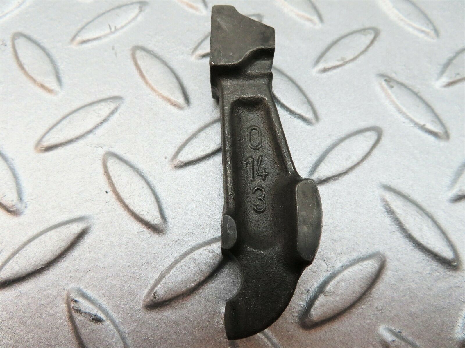3535 Mercedes-Benz W108 280SE Valve Rocker Arm With Retaining Spring