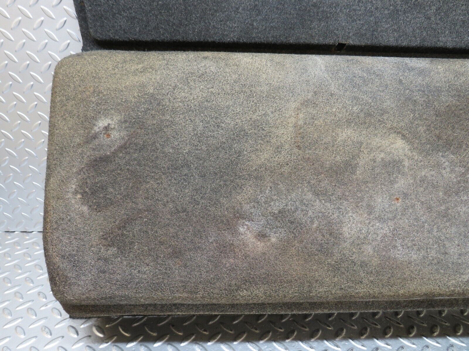 27570 Mercedes-Benz S124 300TE Wagon Trunk Floor Carpet