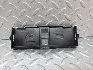 41560 Mercedes-Benz W124 200E Heating Regulator Holder 1248330214
