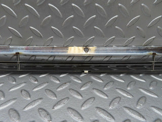 13082 Mercedes-Benz W111 220S Air Intake Chrome Grill