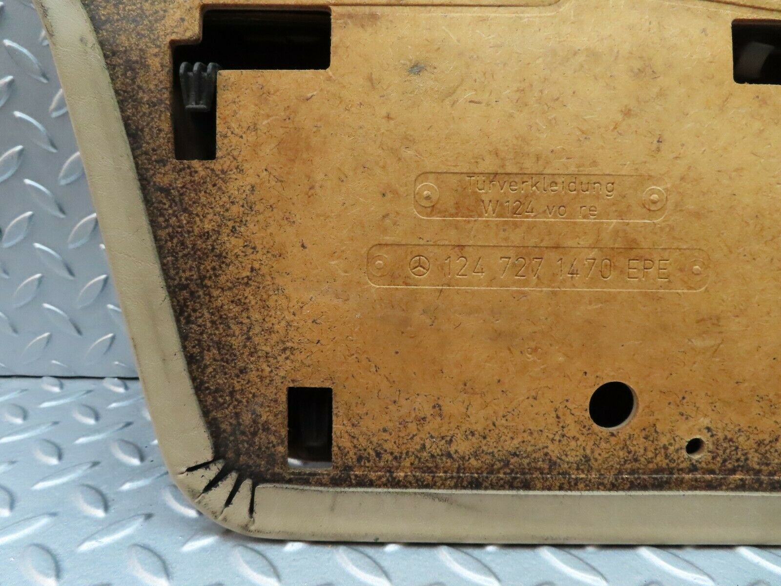 5263 Mercedes-Benz W124 230E Front Right Door Card Beige 1247271470