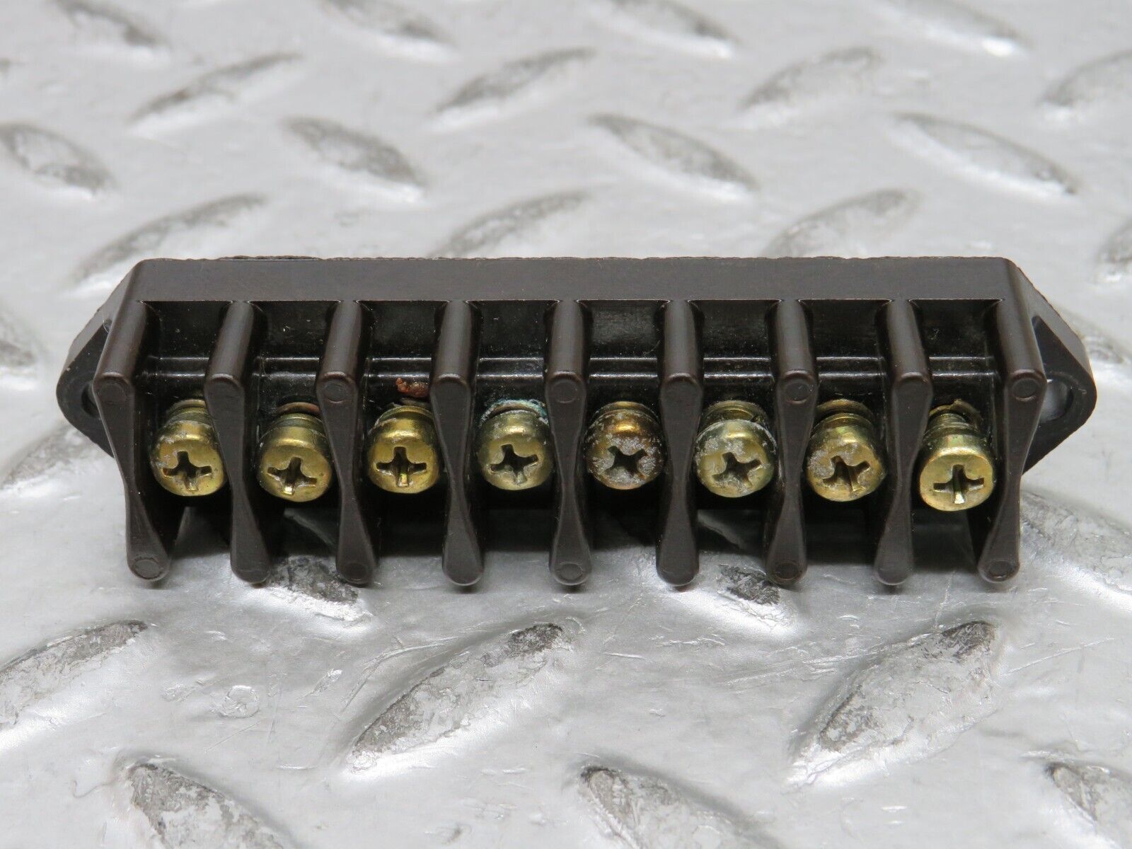 28492 Mercedes-Benz S123 240D Wagon Cable Wire Connector