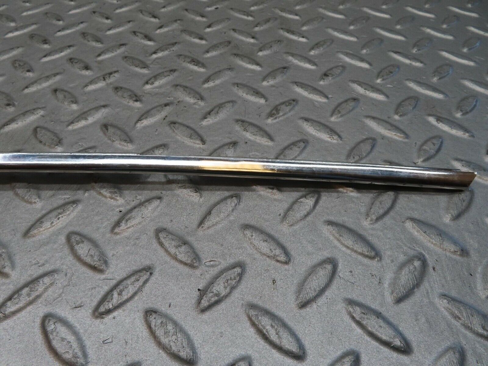12651 Mercedes-Benz W111 220SE Front Right Rear Window Channel