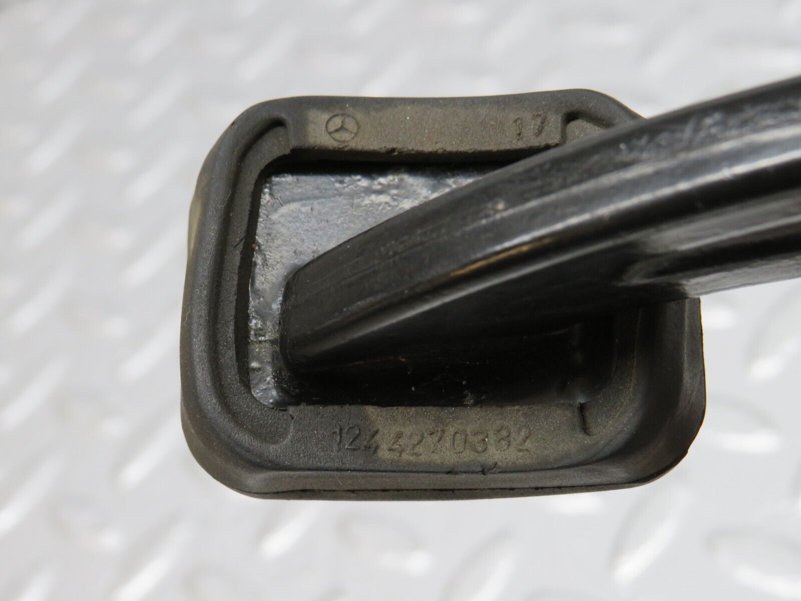 34097 Mercedes-Benz W124 260E Parking Brake Pedal 1244270801 1244270536