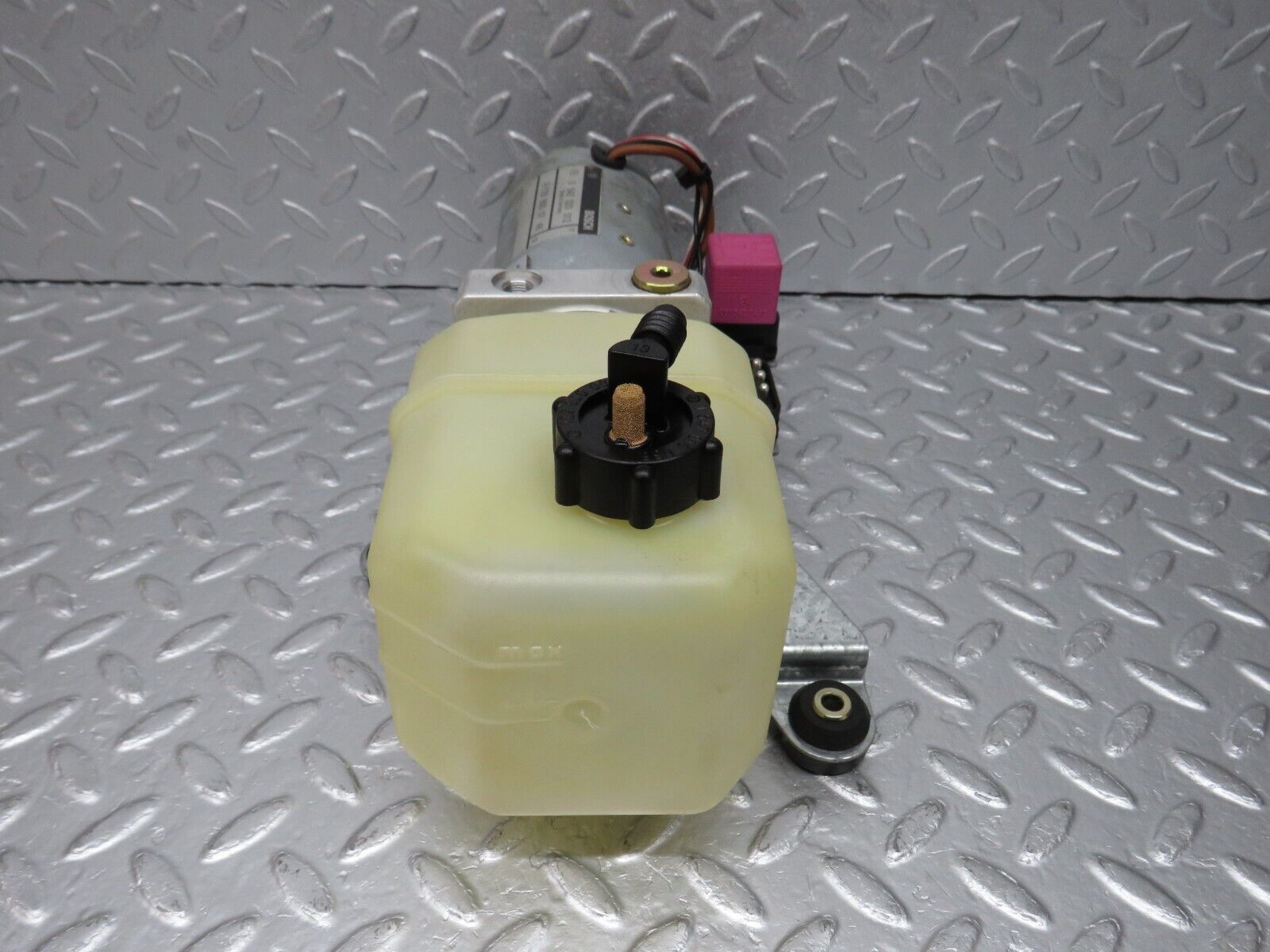 39397 Mercedes-Benz R129 320SL Coupe Roof Hydraulic Pump Bosch 1298000748 0542020012