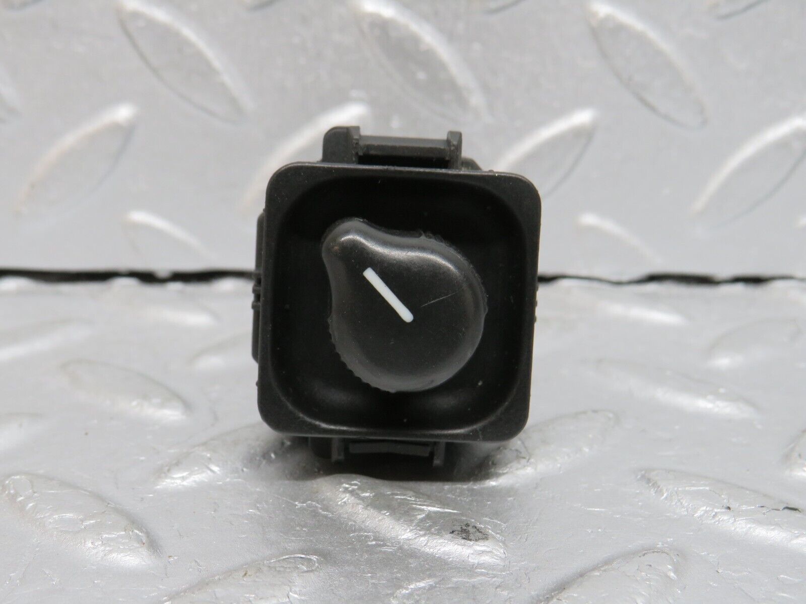 39637 Mercedes-Benz R129 320SL Coupe Electric Mirror Adjust Switch 1298200610