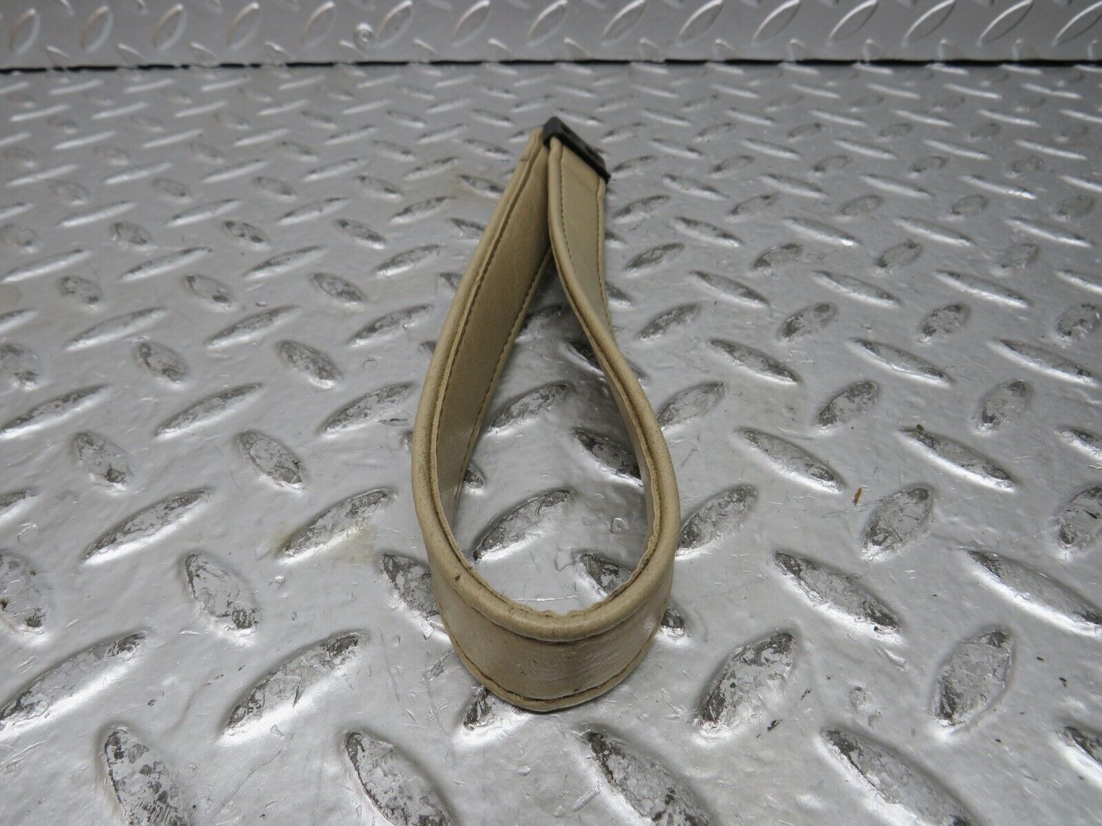 27584 Mercedes-Benz S124 300TE Wagon Tailgate Handle