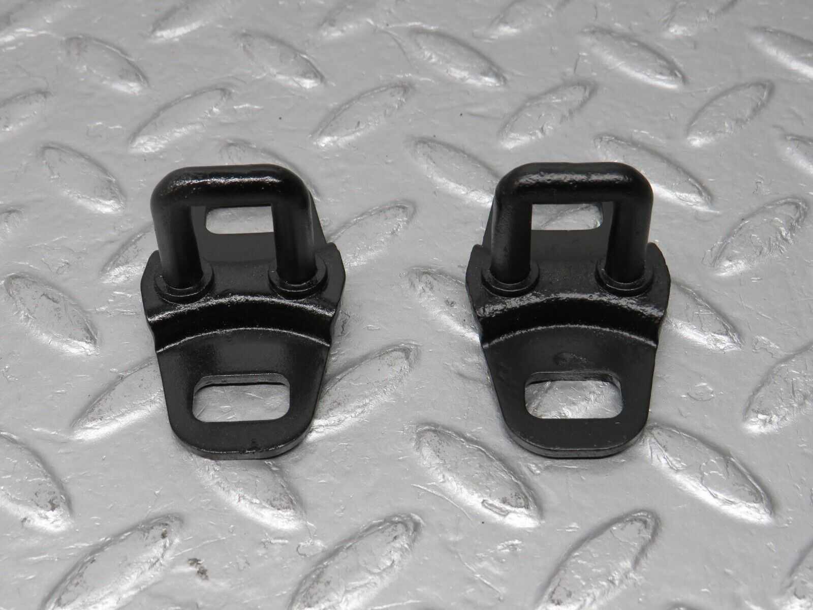 38535 Mercedes-Benz R129 280SL Coupe Bonnet Lock Catch Pair 1298800060