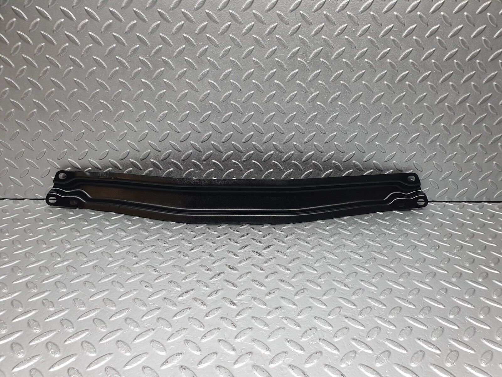 41199 Mercedes-Benz W126 300SE Engine Mount Bracket Support