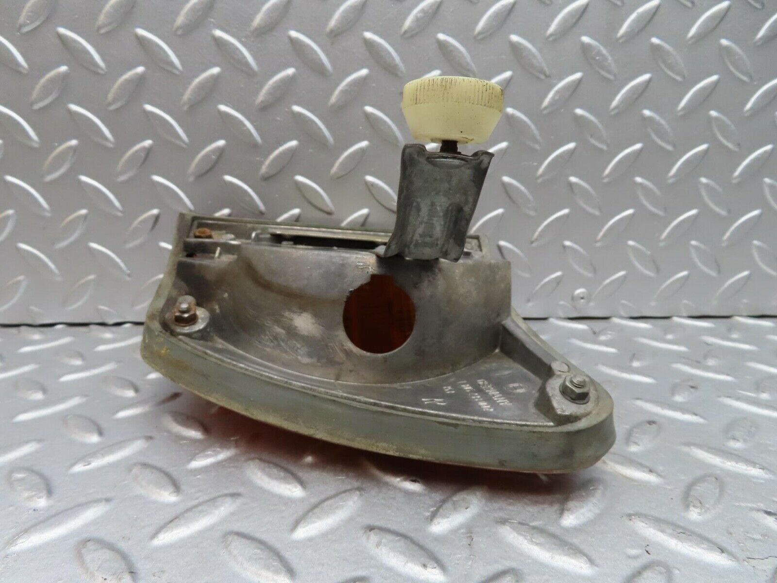 14413 Mercedes-Benz W116 350SE Front Indicator Light Right Side 1305233002