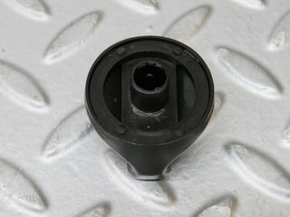 W126 heater control knob pair used OEM