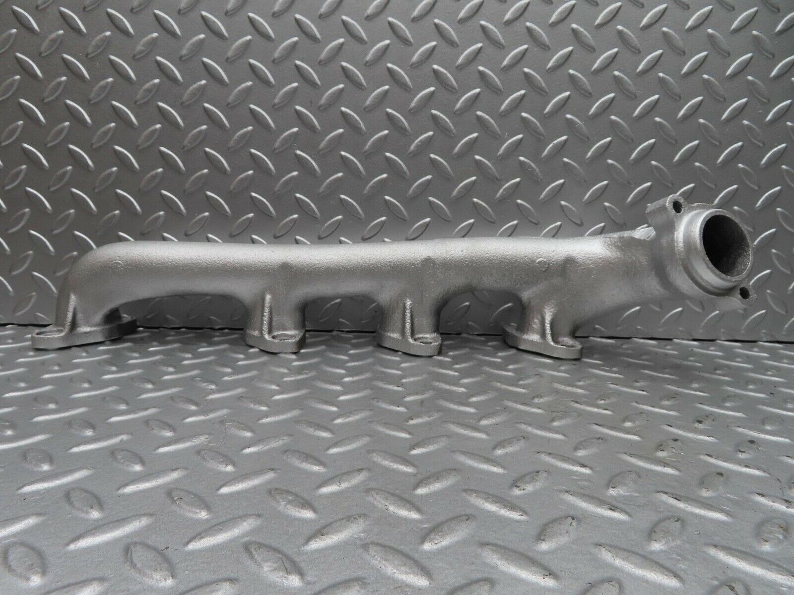 14422 Mercedes-Benz W116 350SE Exhaust Manifold Left 1161423401
