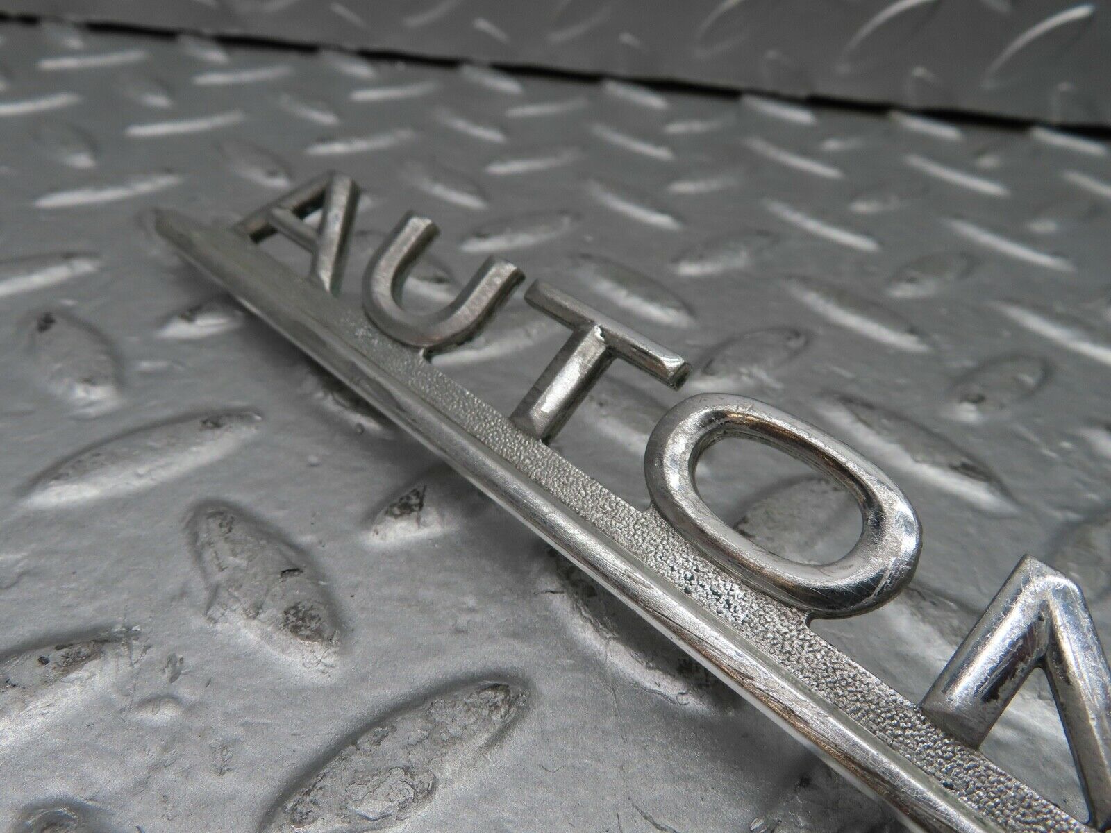 20829 Mercedes-Benz W114 250CE Coupe Trunk  Badge Emblem AUTOMATIC