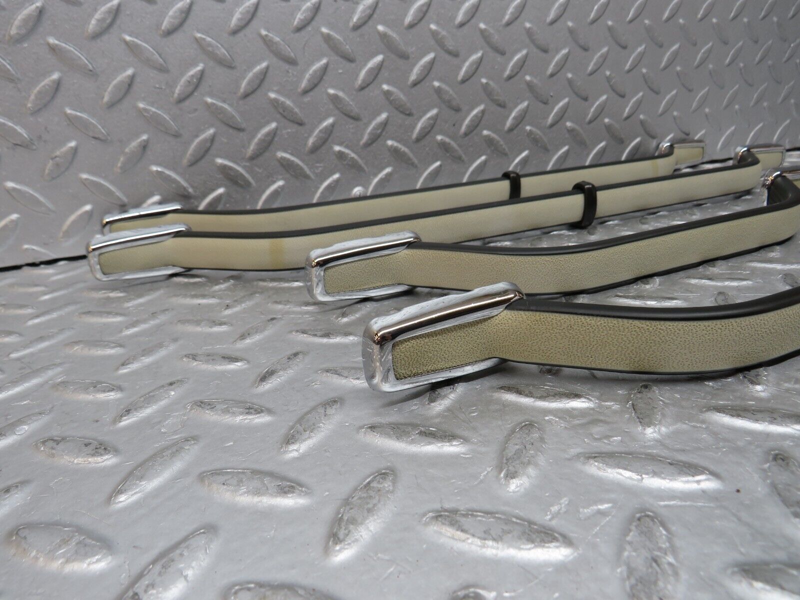 37402 Mercedes-Benz W109 300SEL Interior Roof Grab Handle Set