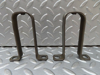 W121 Ponton valve cover support used OEM