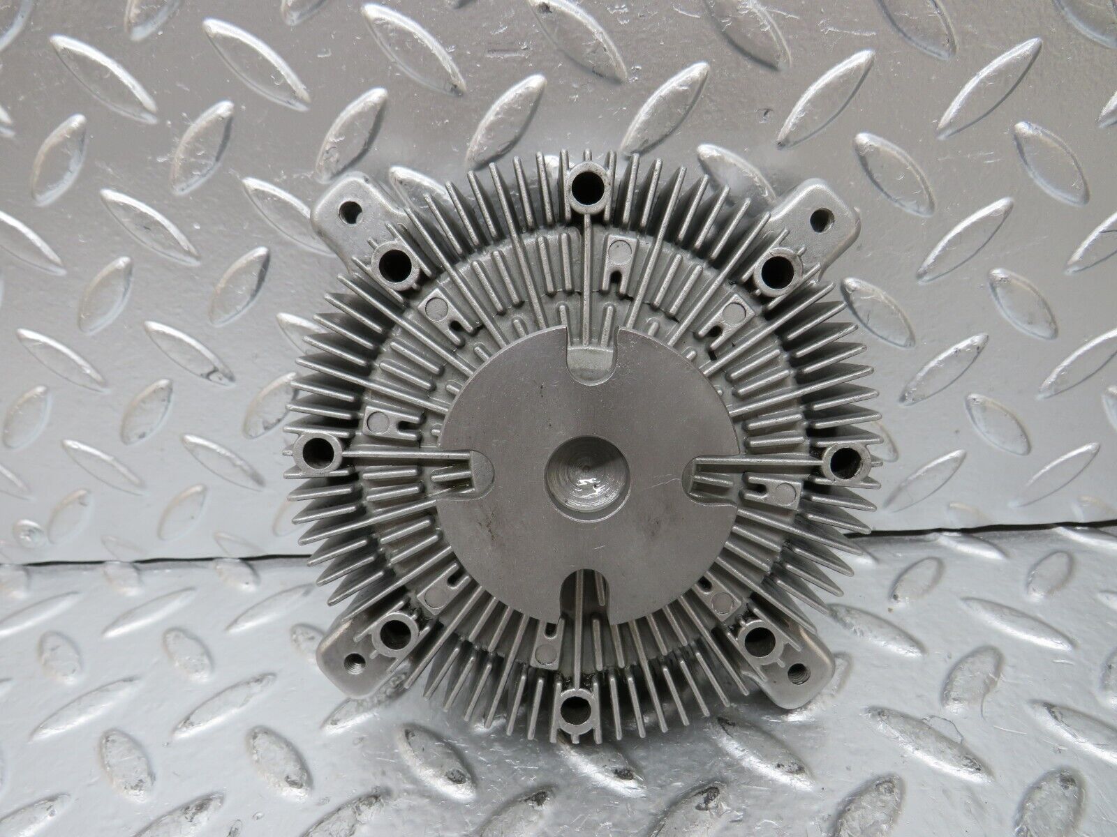 26208 Mercedes-Benz W116 450SE Engine Cooling Fan Clutch