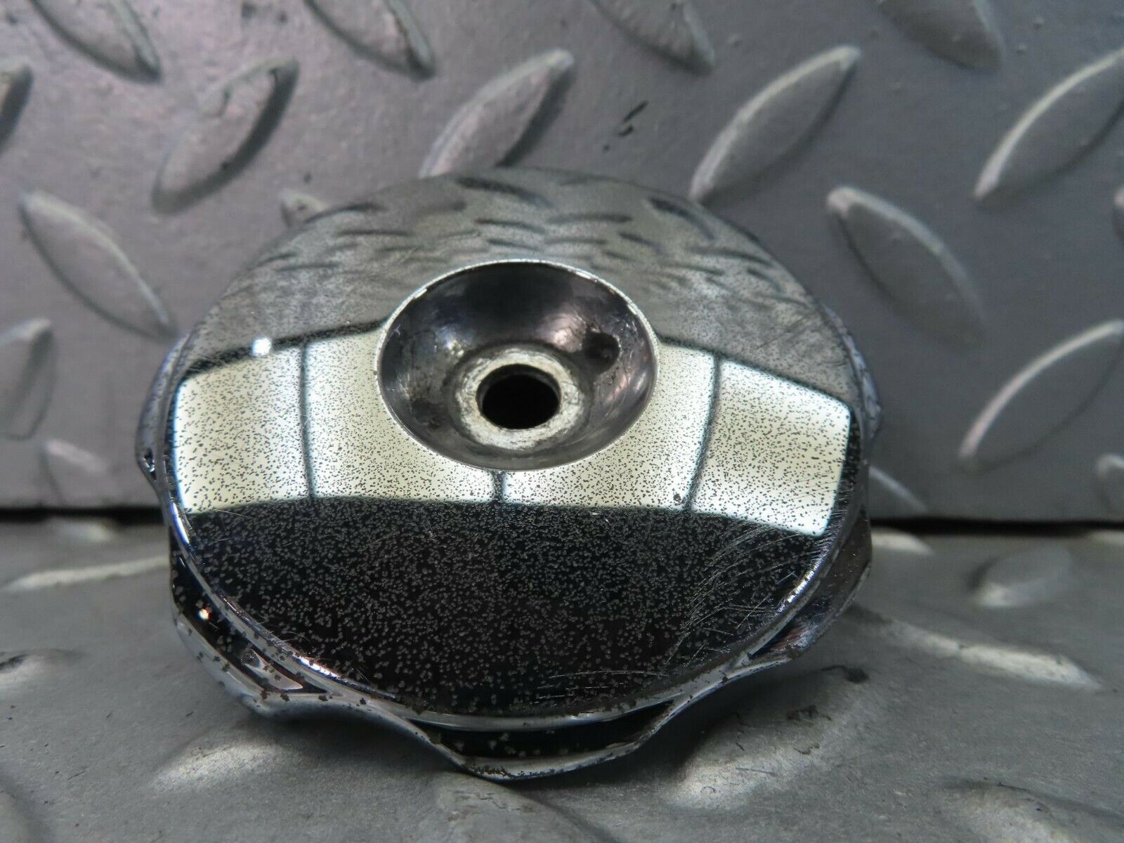 8700 Mercedes-Benz W115 Front Emblem Badge Base Holder 1158800186