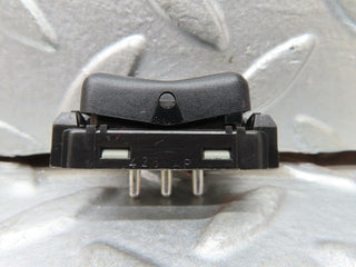 W140 Coupe seat belt presenter switch used OEM