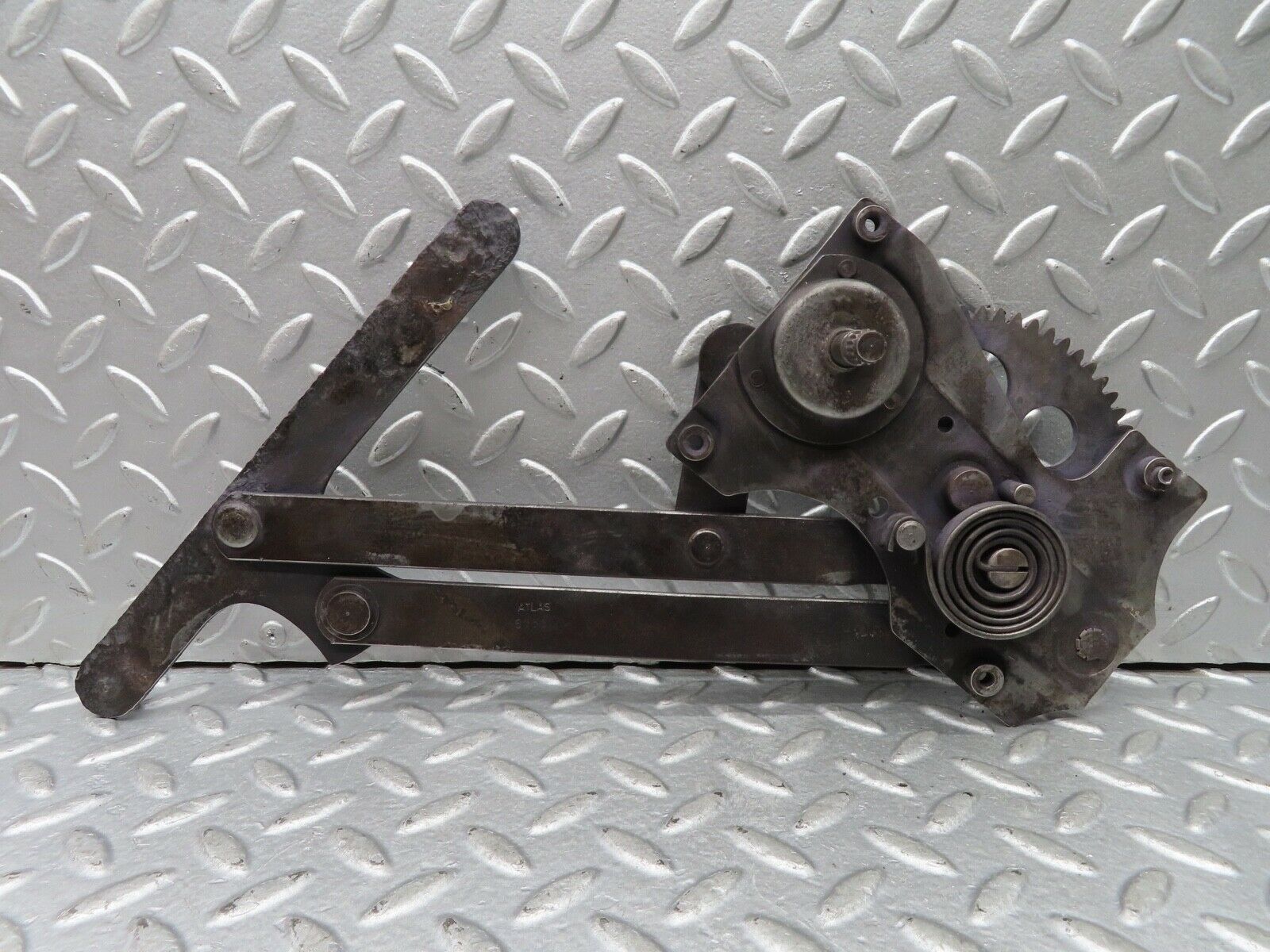 19006 Mercedes-Benz W120 W121 Ponton Rear Left Manual Window Regulator