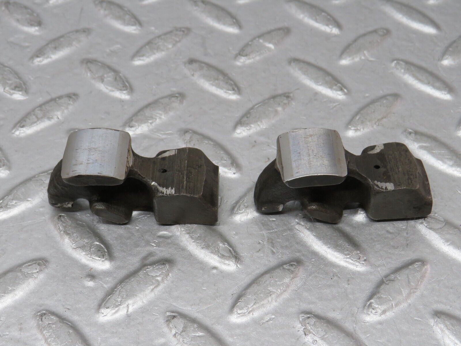 35644 Mercedes-Benz R107 280SL Valve Rocker Arm With Spring And Tappet