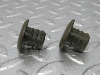 34192 Mercedes-Benz W124 260E Jack Lifting Point Plug 2x 1245830315