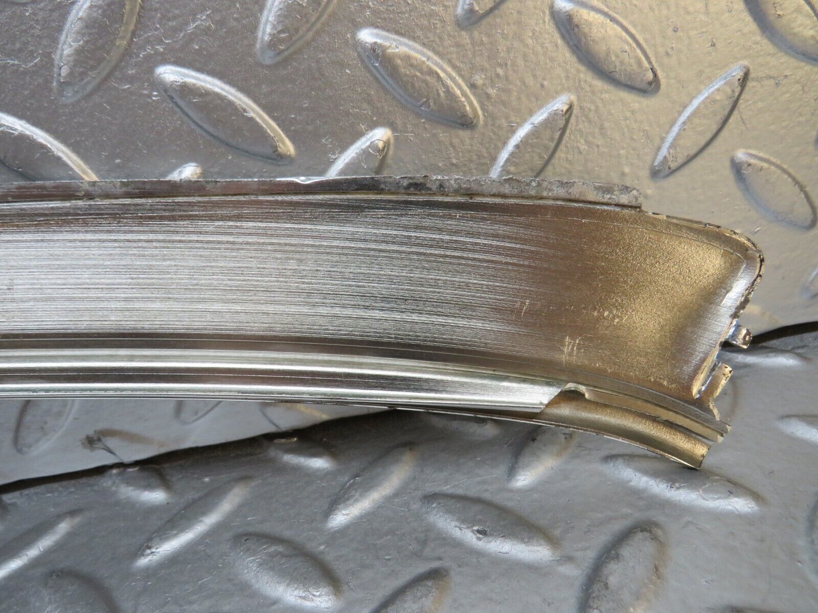 29921 Mercedes-Benz W123 230E C Pillar Exterior Chrome Trim Right Side