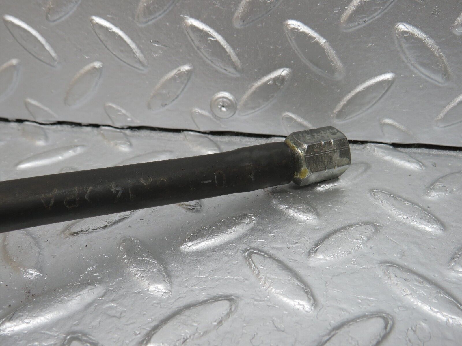 33542 Mercedes-Benz W202 C180 Fuel Injector Rail Hose Pipe