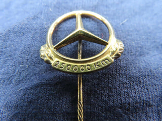 13108 Mercedes-Benz Award Badge Lapel Pin 250000 Km Gold Plated