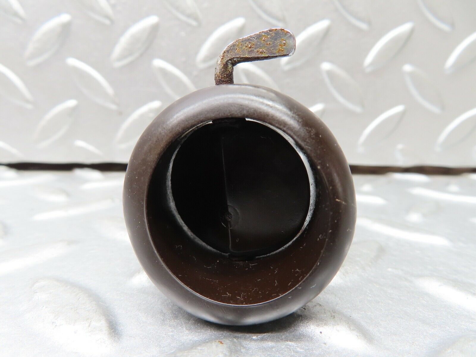 18898 Mercedes-Benz W121 190b Ponton Bakelite Dashboard Air Vent