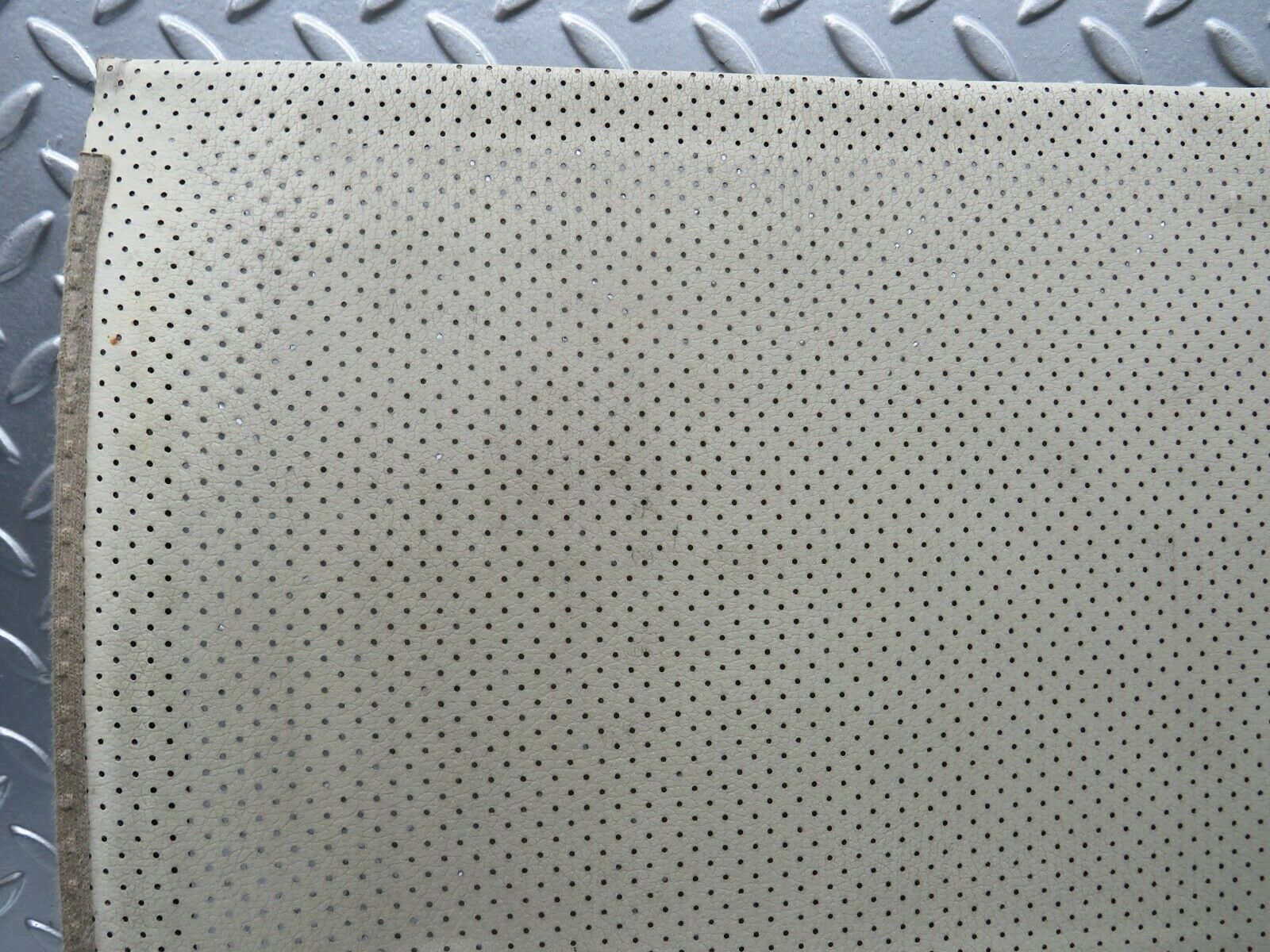 22883 Mercedes-Benz C107 450SLC Coupe Interior Sunroof Cover Panel