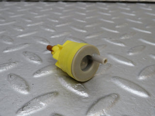 36902 Mercedes-Benz C126 420SEC Coupe Vacuum Check Valve Set 1268000078 1268000478