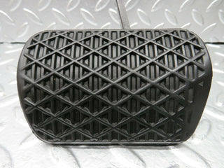 W124 Coupe brake pedal with rubber used OEM