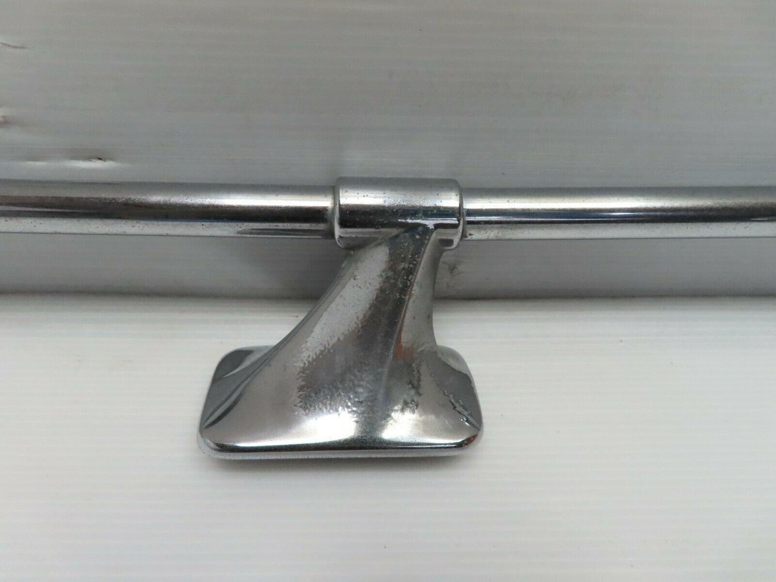 7783 Mercedes-Benz S123 230TE Wagon Roof Bar Roof Rack Chrome Right 1238421014