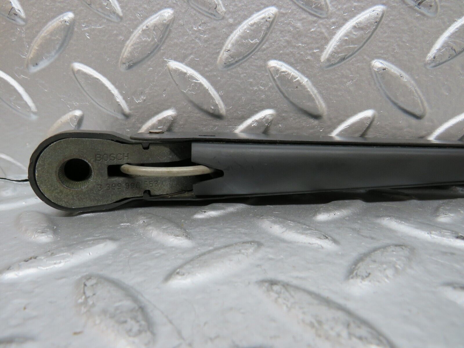26990 Mercedes-Benz W123 240D Wiper Arm Bosch Left Side 3399990553