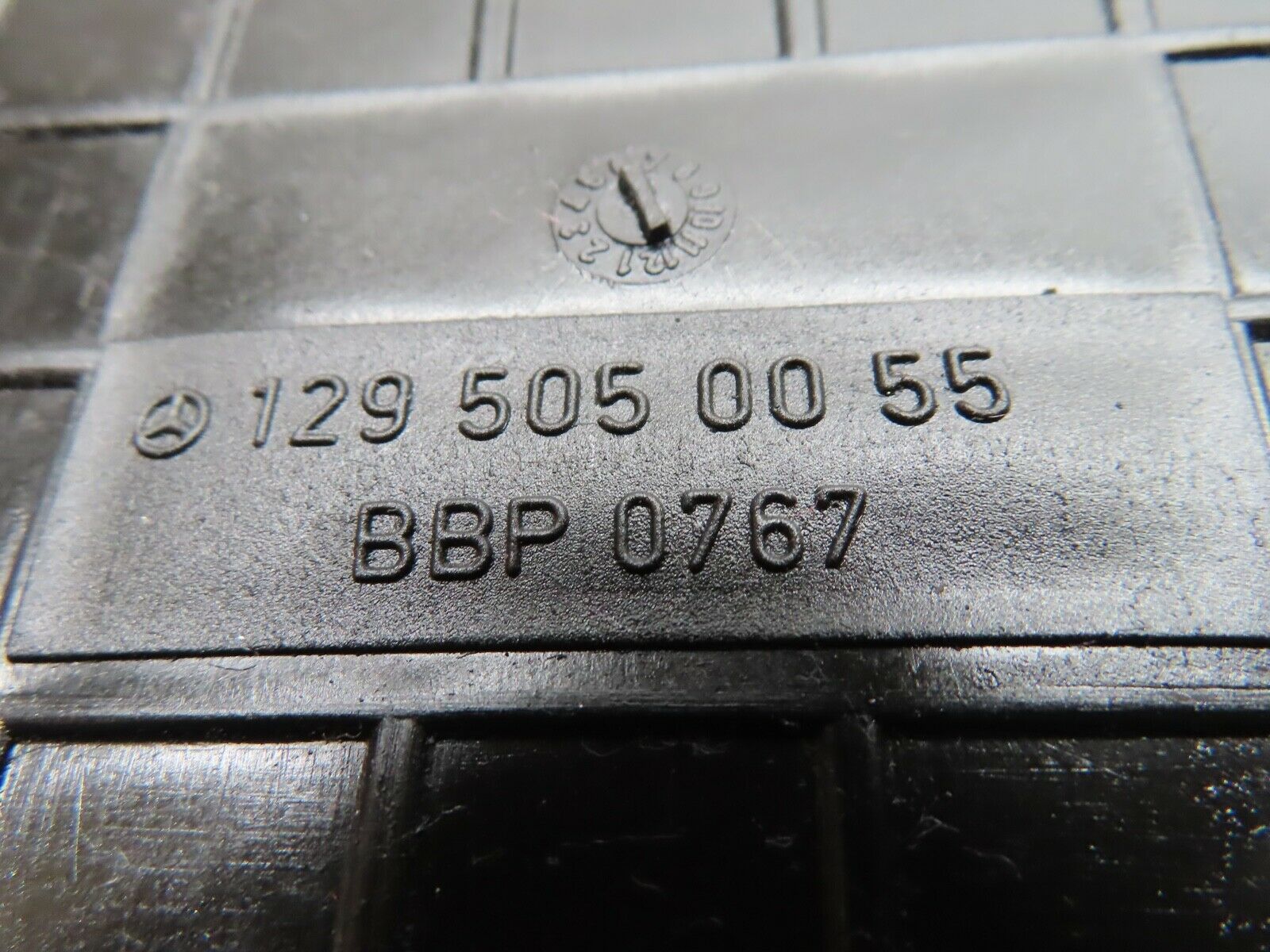 20029 Mercedes-Benz R129 300SL Coupe Radiator Fan Shroud Fan Cover 1295000055