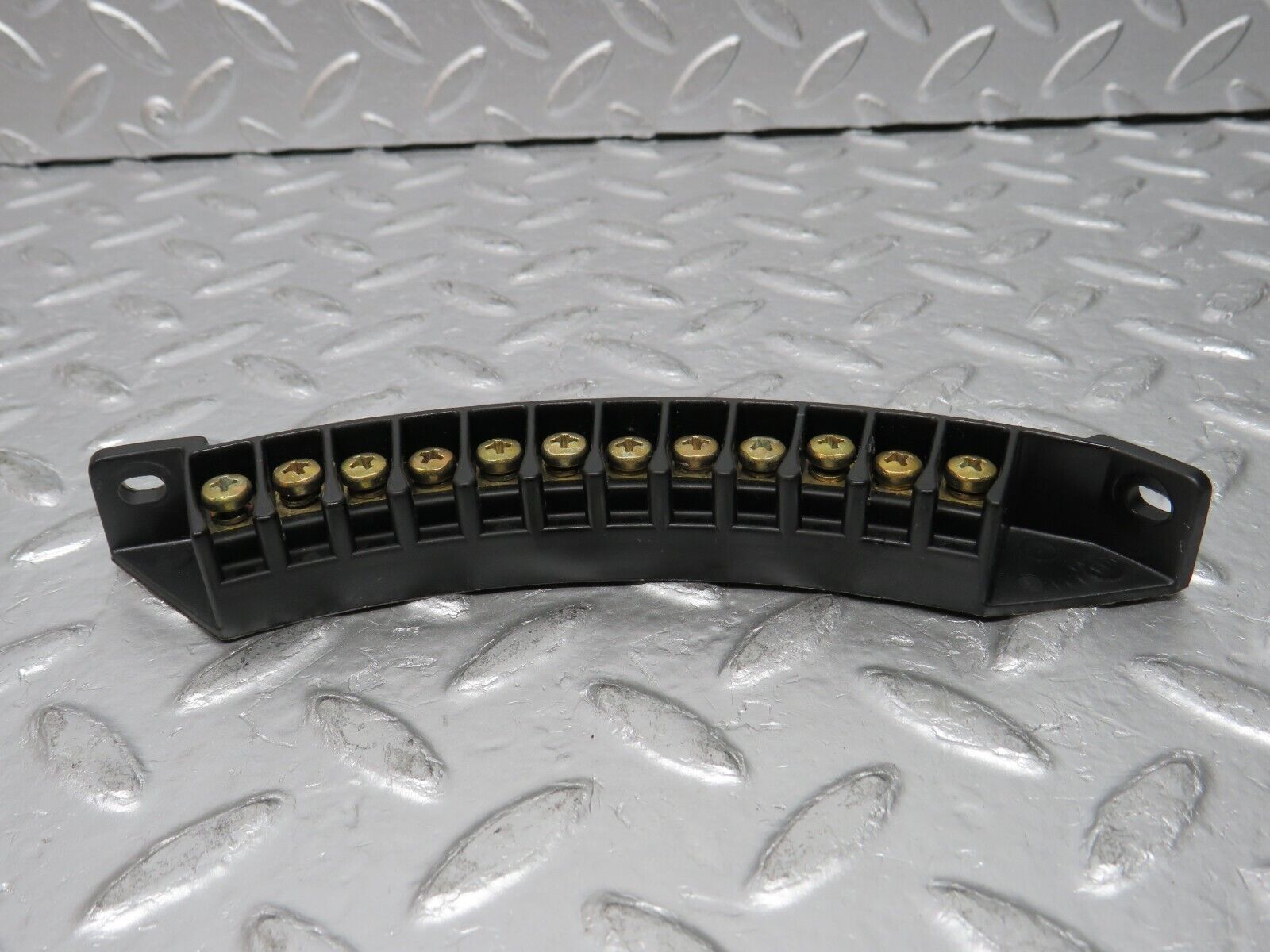 31374 Mercedes-Benz S124 220TE Wagon Tailgate Wire Connector 1245400469