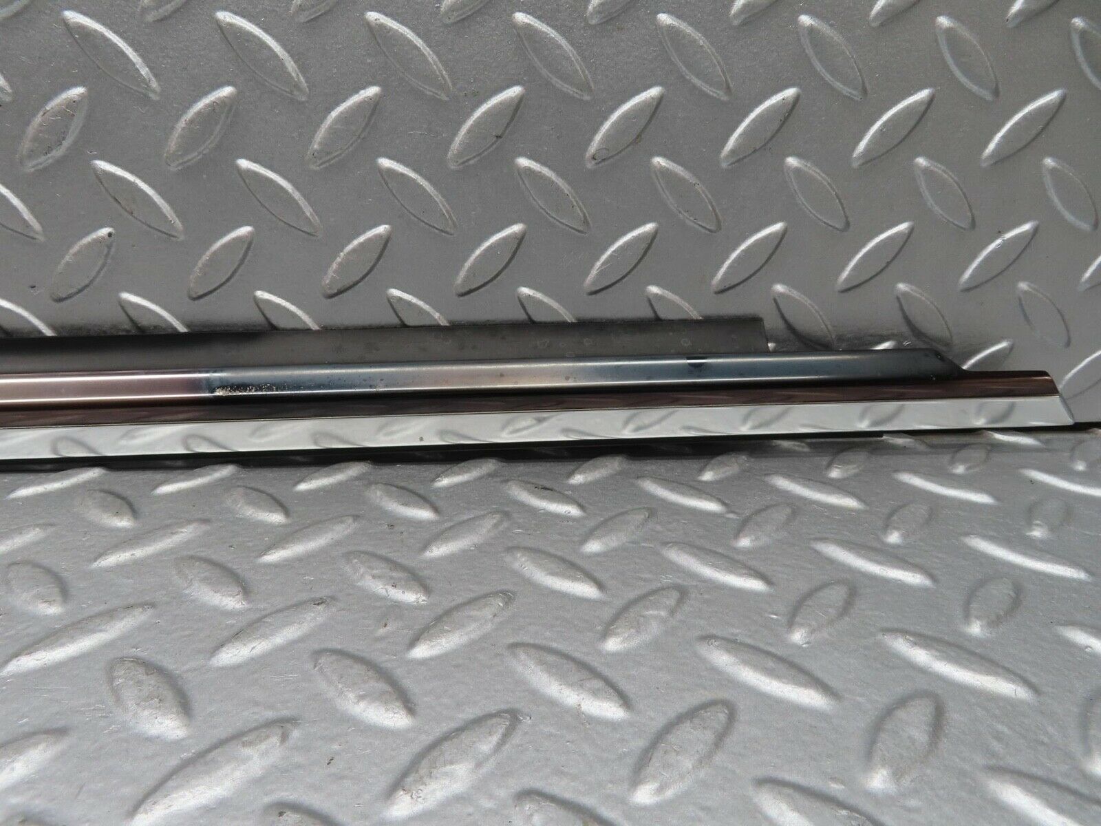 15192 Mercedes-Benz W140 S320 Front Right Door Chrome Moulding Trim