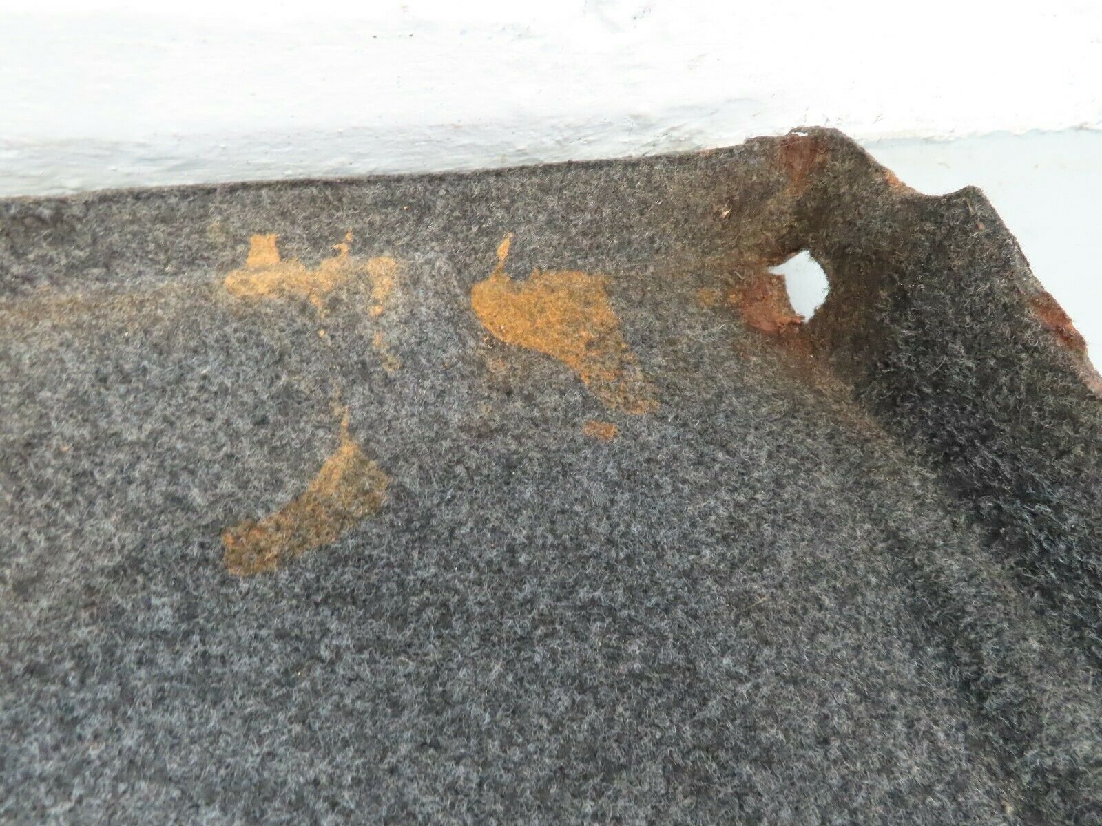 6671 Mercedes-Benz S124 E220 Wagon Floor Carpet