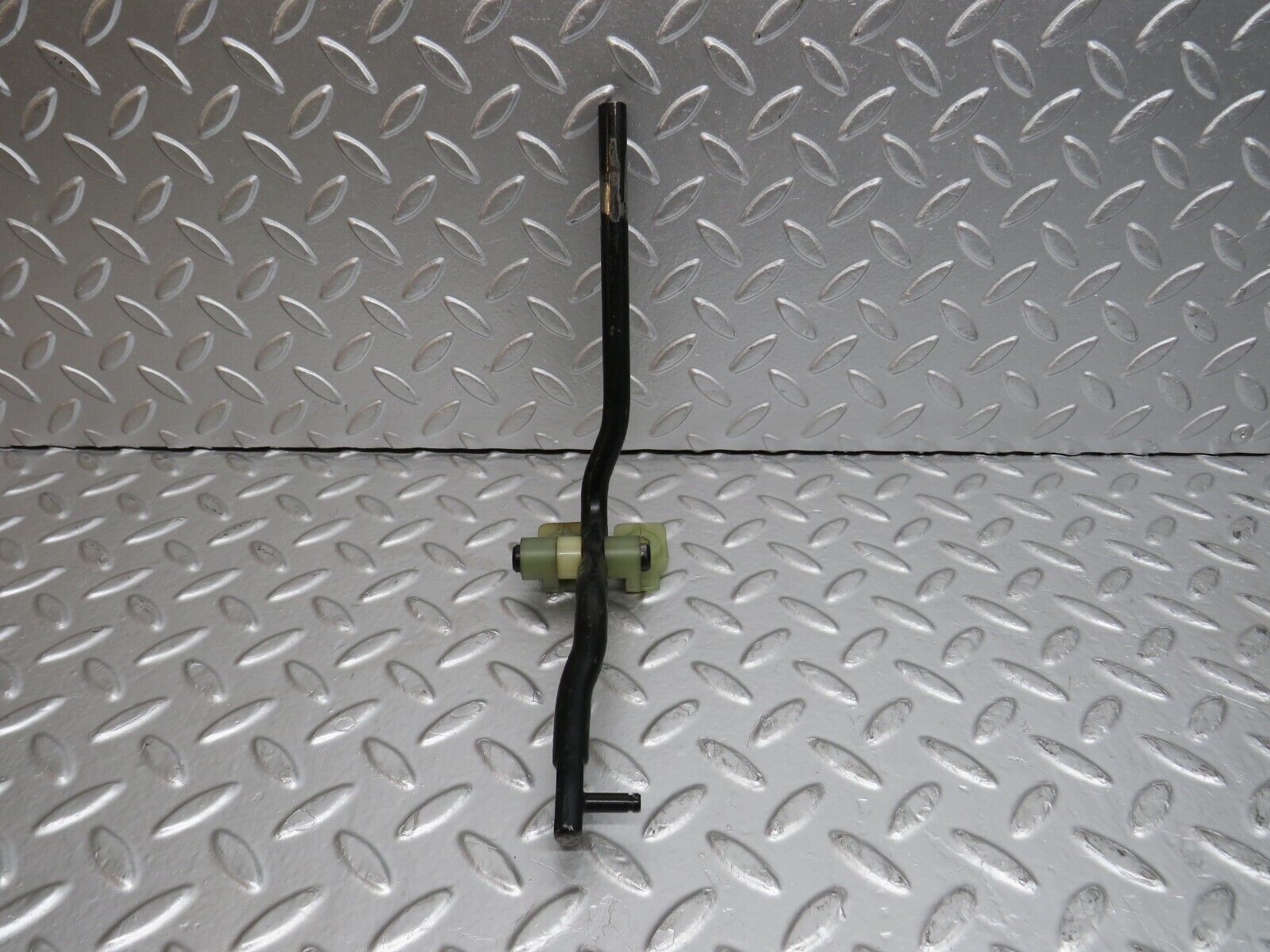 32163 Mercedes-Benz W123 230E Accelerator Pedal Linkage