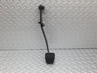 41457 Mercedes-Benz W124 200E Brake Pedal With Rubber 2012920082