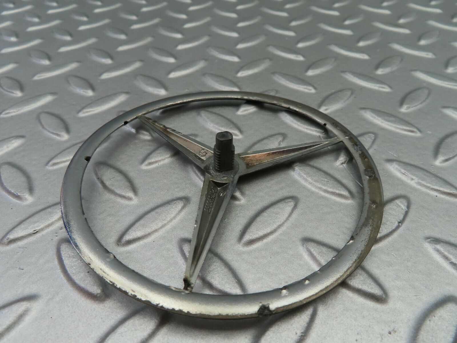 6404 Mercedes-Benz W126 380SE Trunk Boot Lid Emblem  1267580058