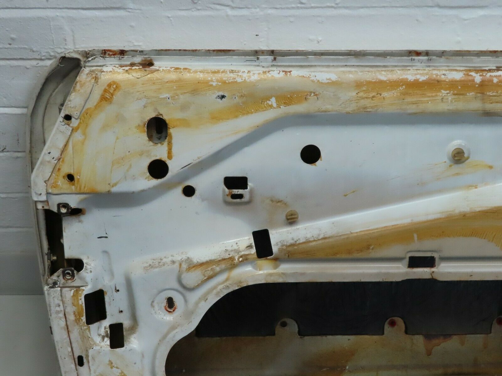 5162 Mercedes-Benz R107 350SL Coupe Left Door