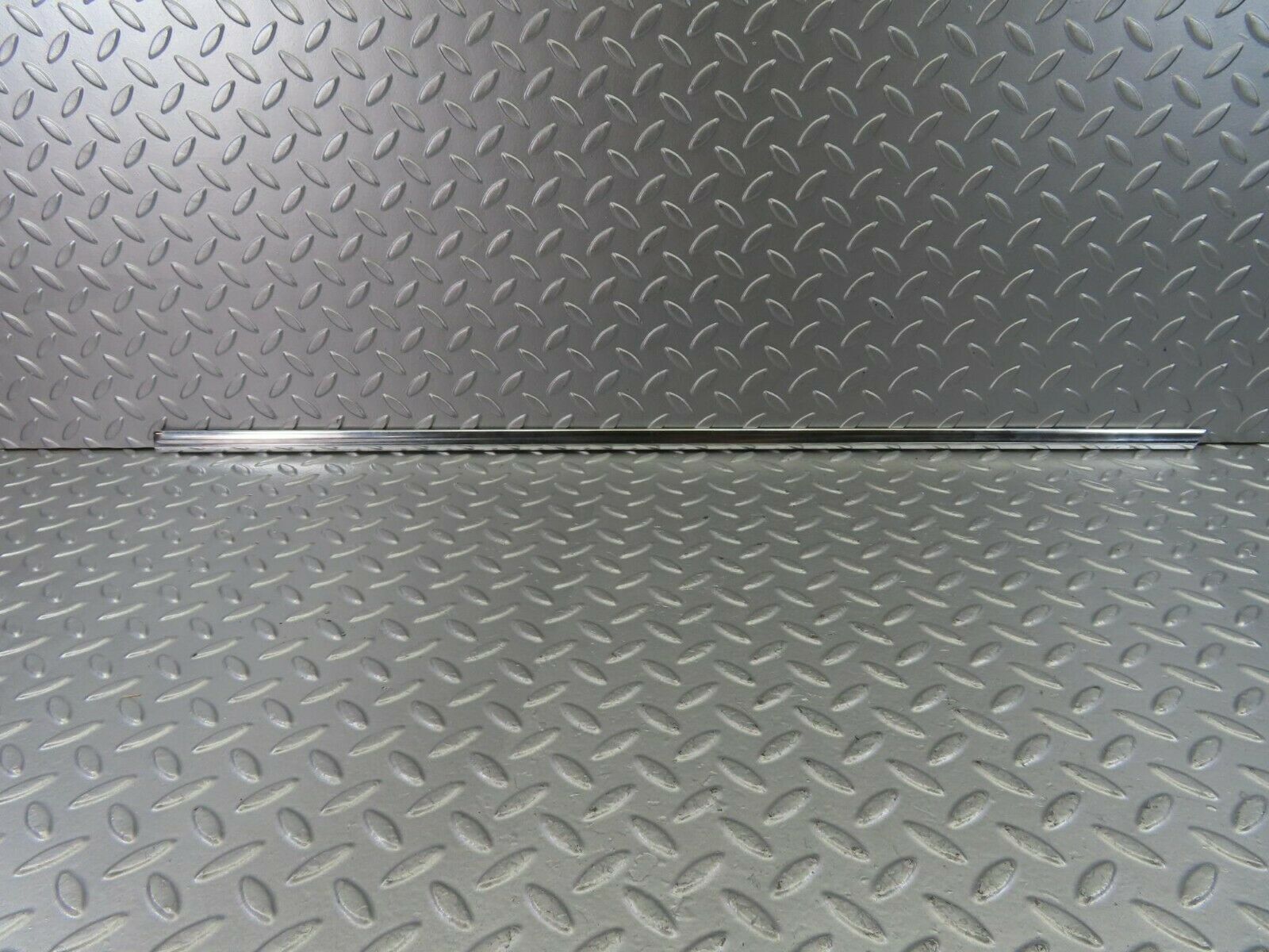 10816 Mercedes-Benz W123 230E Front Left Door Chrome Moulding Trim
