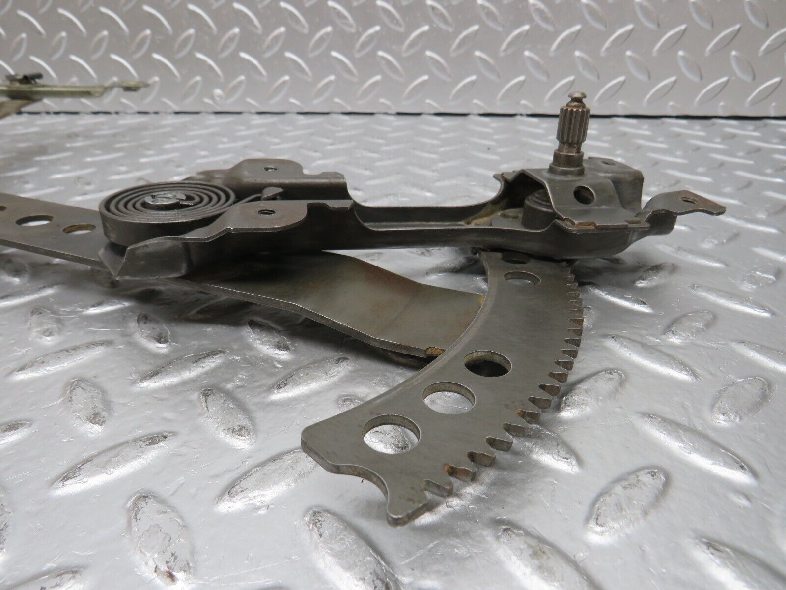31139 Mercedes-Benz W123 200D Front Right Manual Window Regulator 1237200446