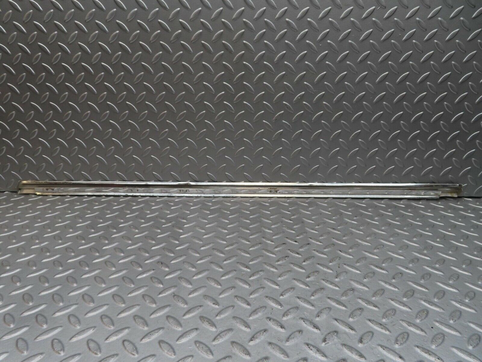 12356 Mercedes-Benz W108 280SE 3.5 Rear Left Door Chrome Moulding Trim